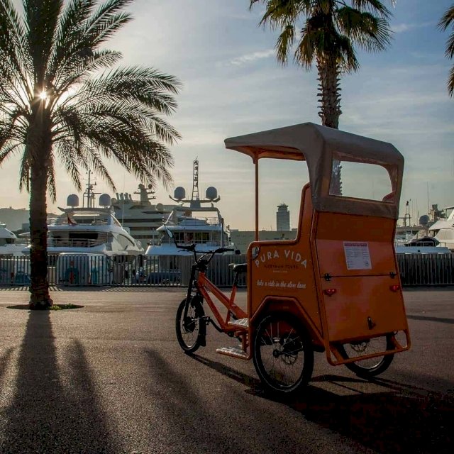 musketier_lastenrad_rikscha_barcelona_transport_personen_3rad_radkutsche_3.jpg