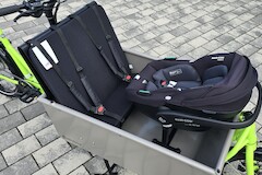 Maxi Cosi mount for safe childeren transport with a cargo bike from Radkutsche